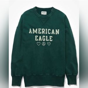 American Eagle fleece crew neck pullover sweatshirt